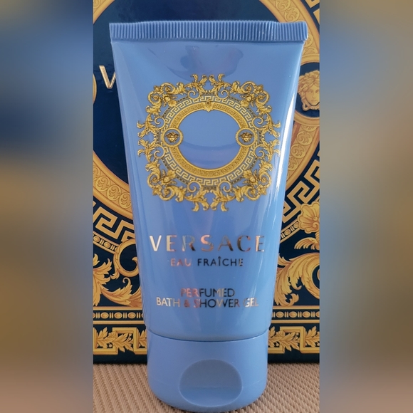 Versace Man Eau Fraiche For Men 1.7 oz Perfumed Bath & Shower Gel Brand … - Picture 2 of 3